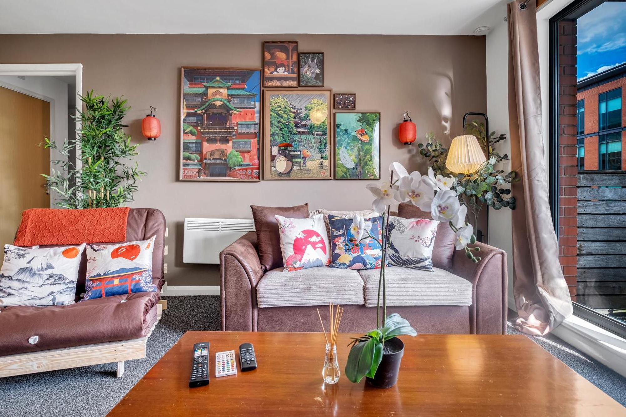 Anime Suite - Central And Free Parking With Netflix Birmingham Exterior foto